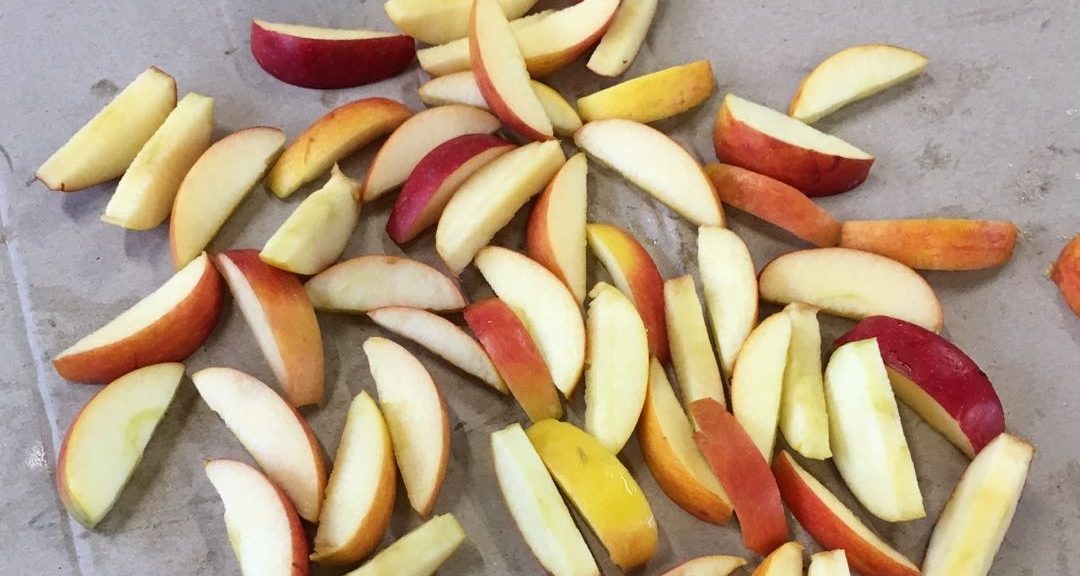 The benefits of fresh-cut fruit